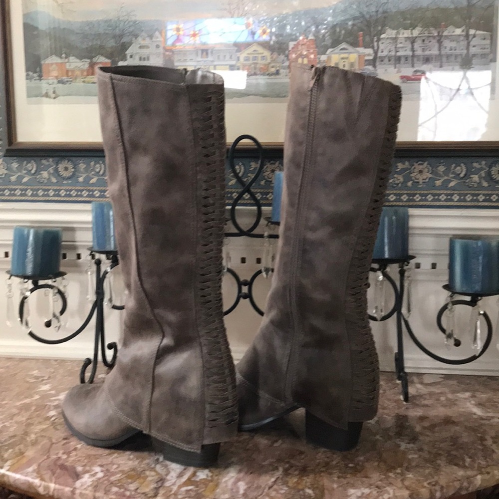 Sz 11 Boho Fergalicious Knee Boots like Brand New!